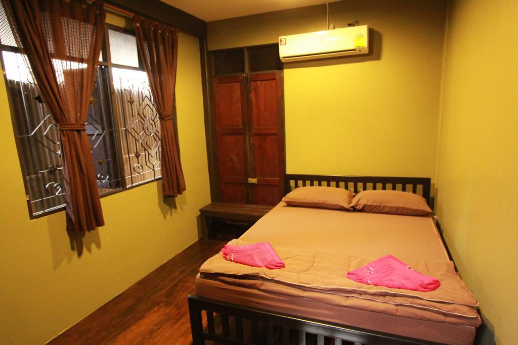 Asrama Viman Bangkok