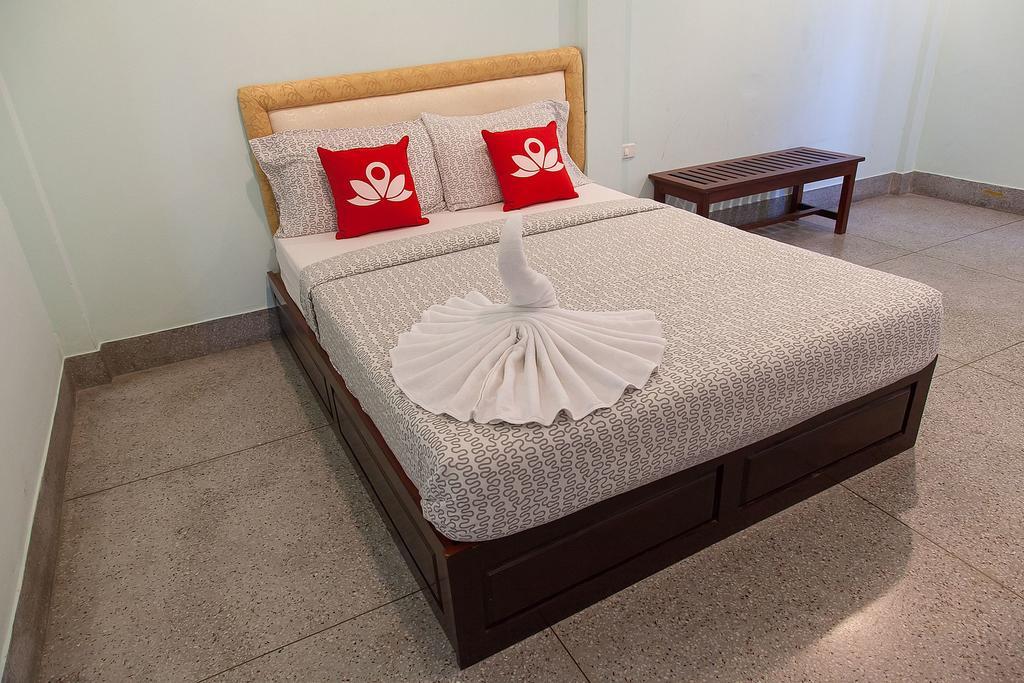 Hotel Zen Siripong Road 2*