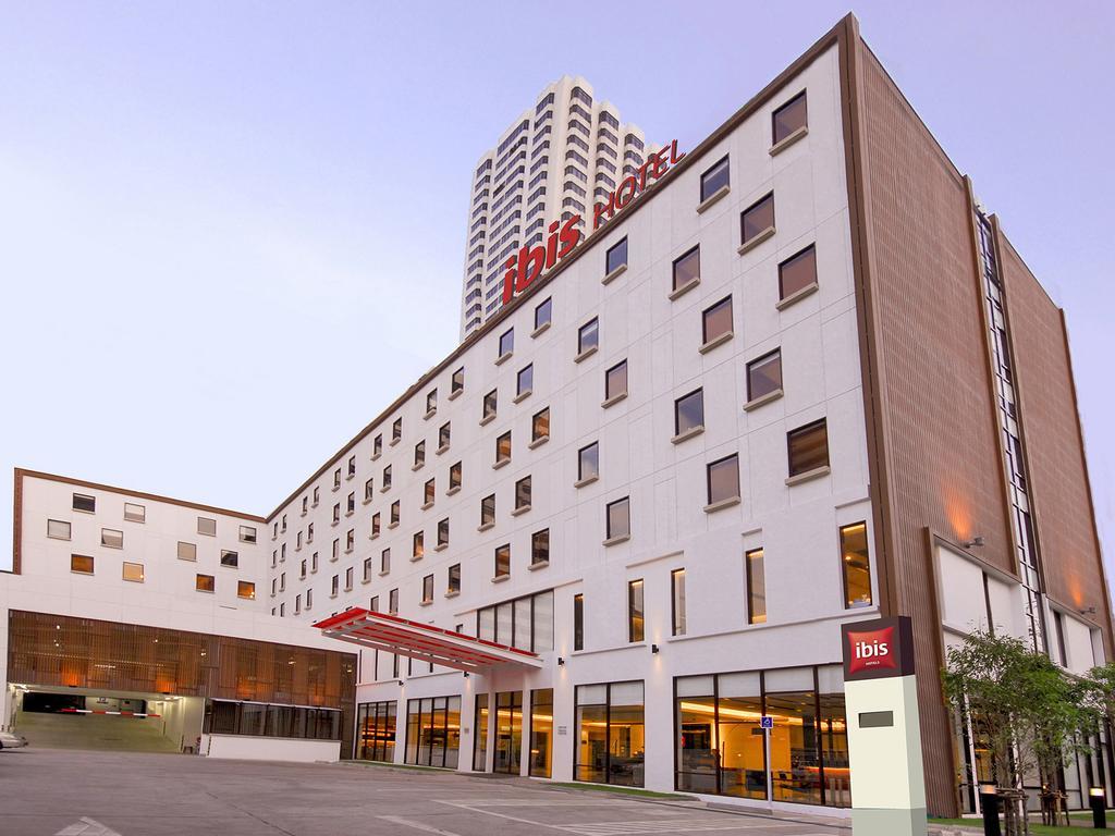 Ibis Sukhumvit 4 Hotel 3*