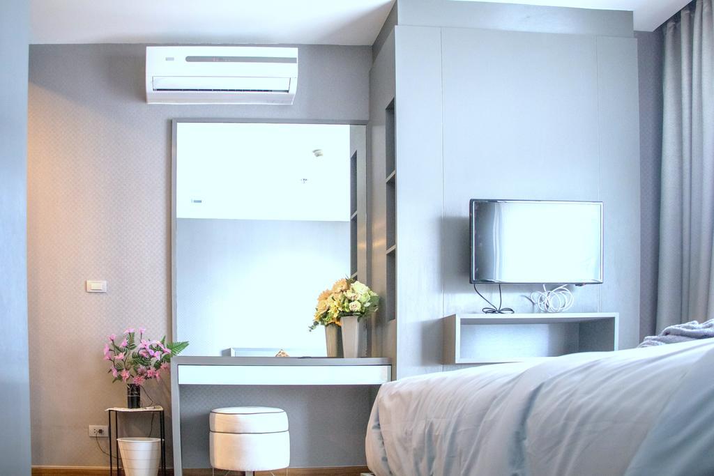 Sky Walk Condominium *