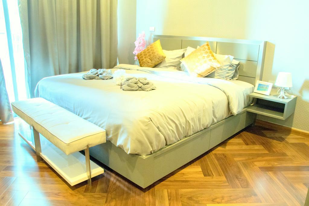 Sky Walk Condominium Bangkok