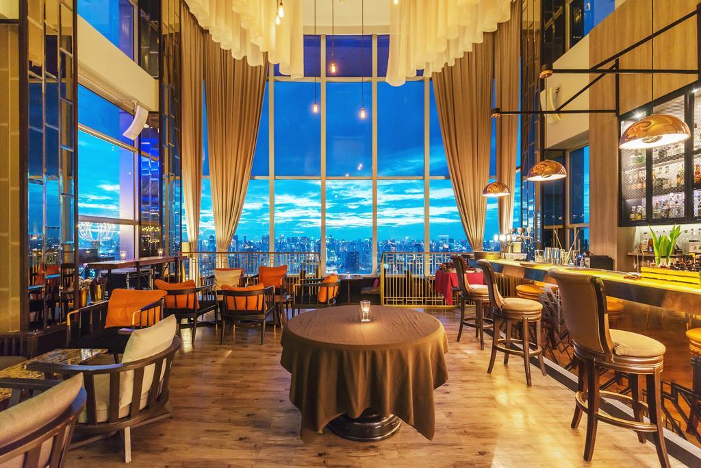 Sky Walk Condominium * Bangkok