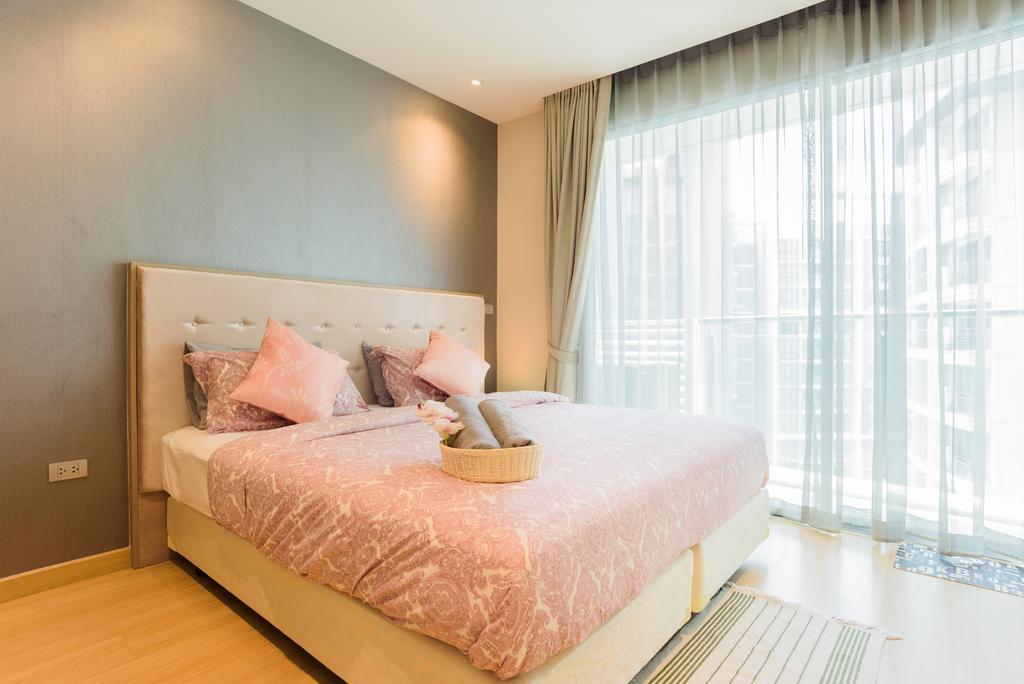 Sky Walk Condominium * Bangkok