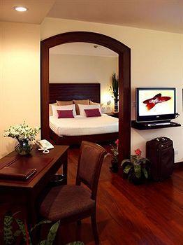 Hotel St. James