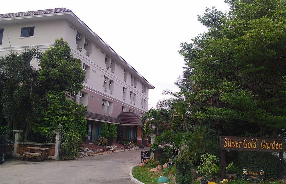 Silver Gold Garden, Suvarnabhumi Airport Hotel 3*
