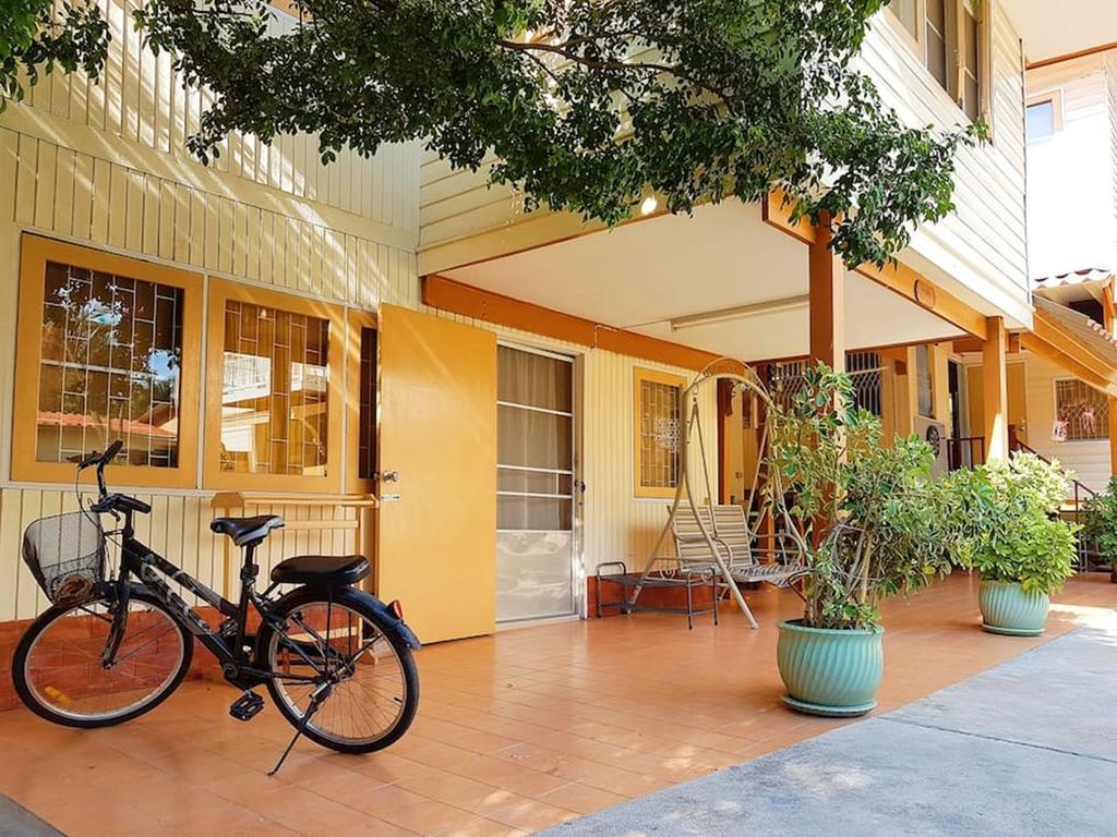 Holiday home Private - Pool & Garden - Family Friendly - Center *