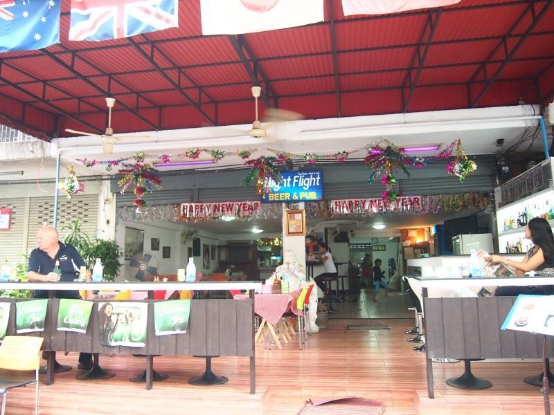 Gemma Sukhumvit Penginapan