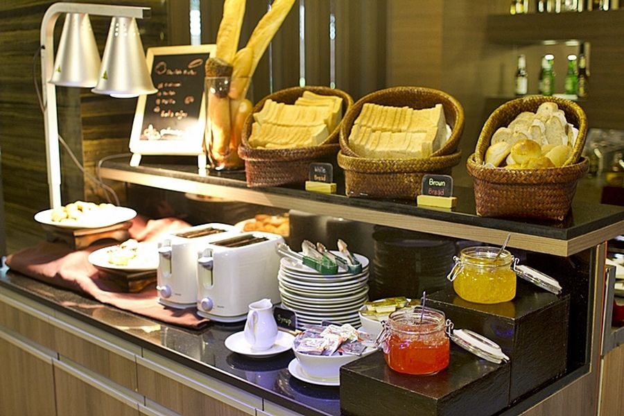 Aspen Sukhumvit 2 Hotel
