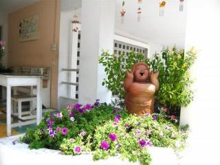 Thanapa Mansion Guest house
