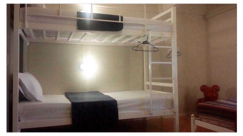Need Sleep Albergue Bangkok
