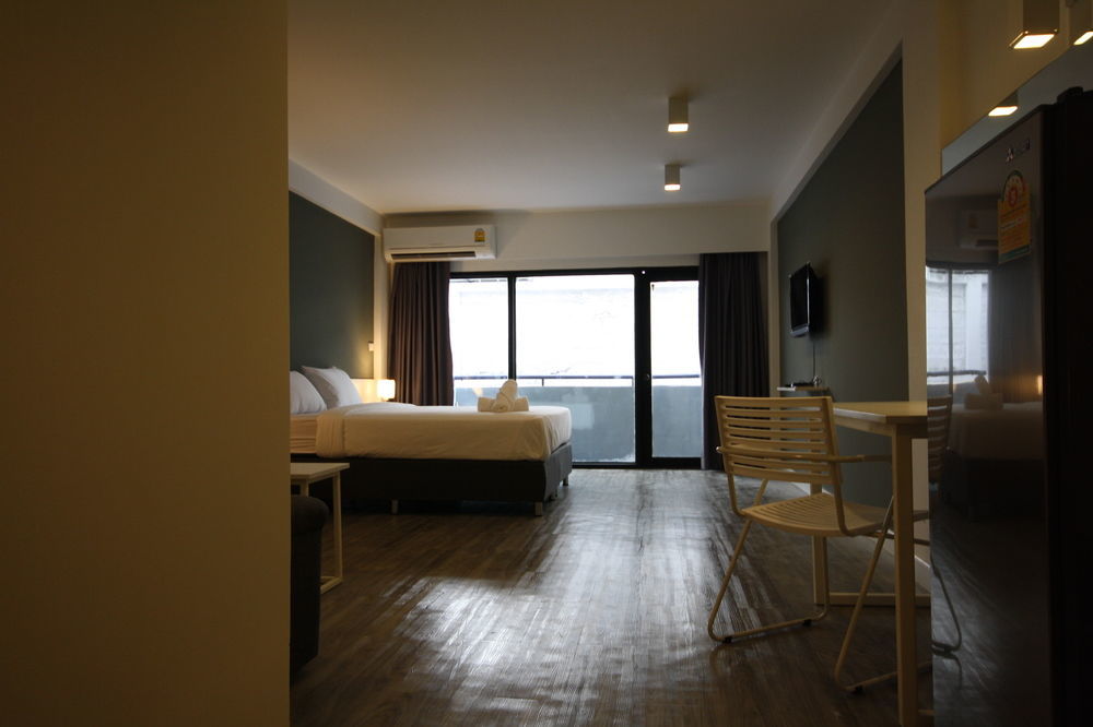 Airport Bed Hotel Bangkok