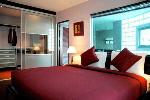 Seven Place Executive Residences Aparthotel Bangkok