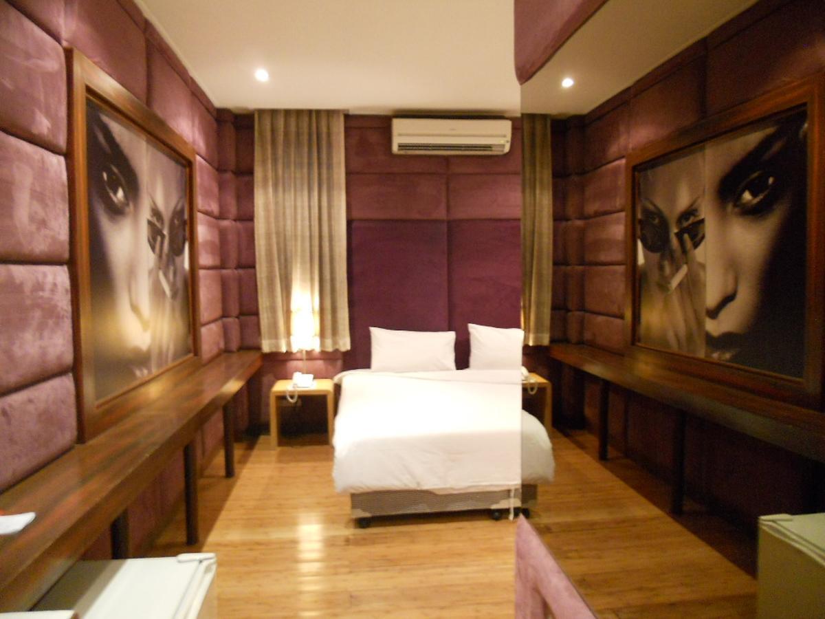 Strand Hotel 2*