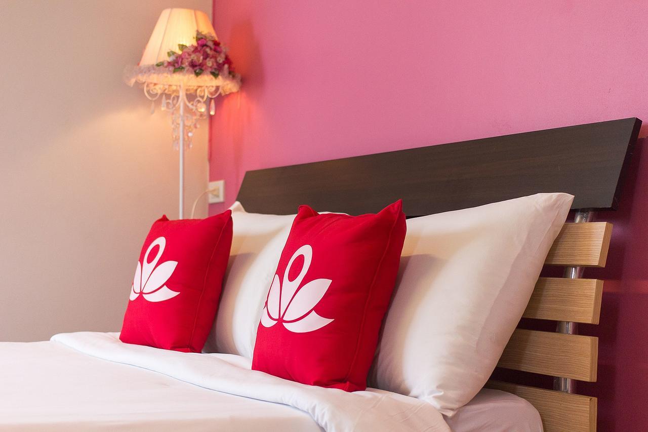 Zen Damrongrak Road Hotel Banguecoque