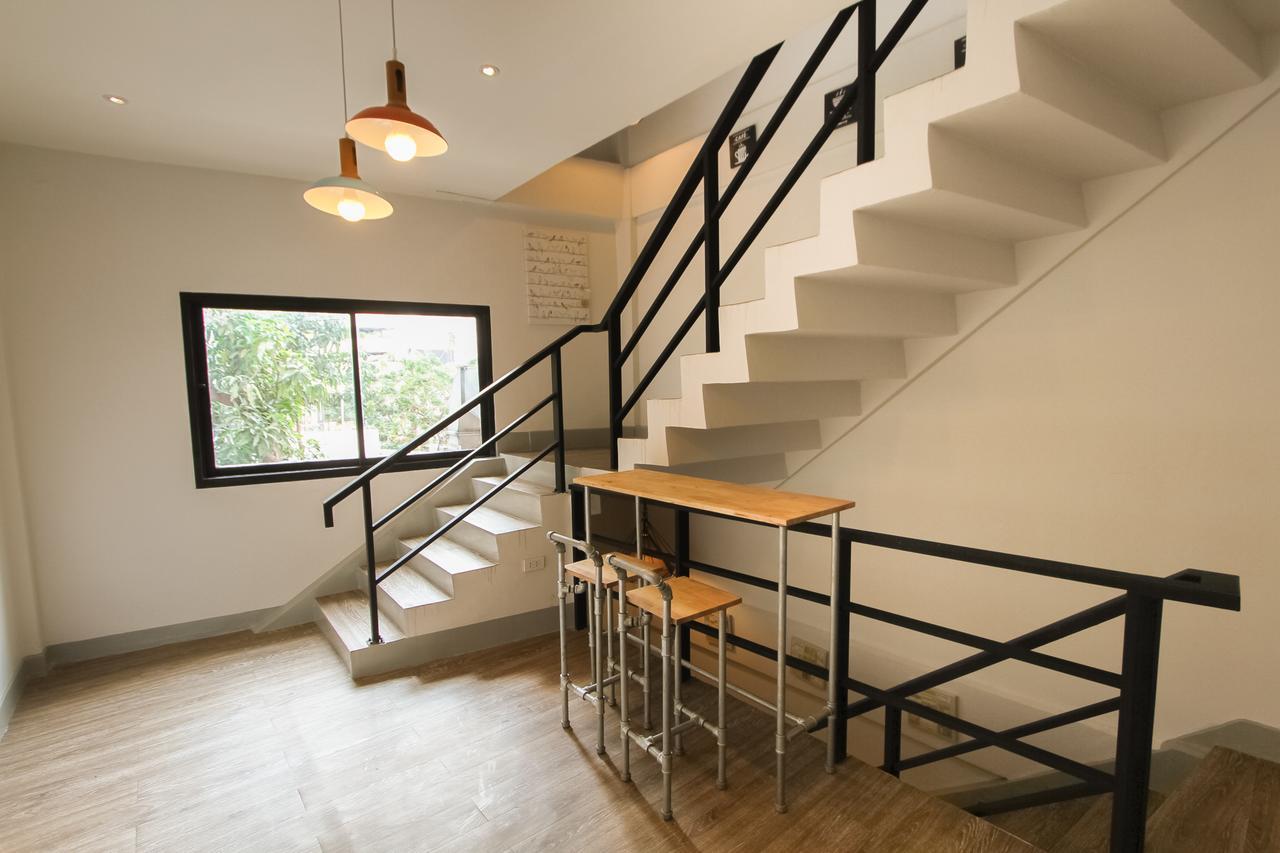 Bed & Breakfast Folk Poshtel Silom