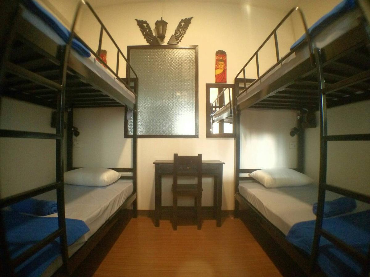 Albergue Yha Downtown @ Station S3 *