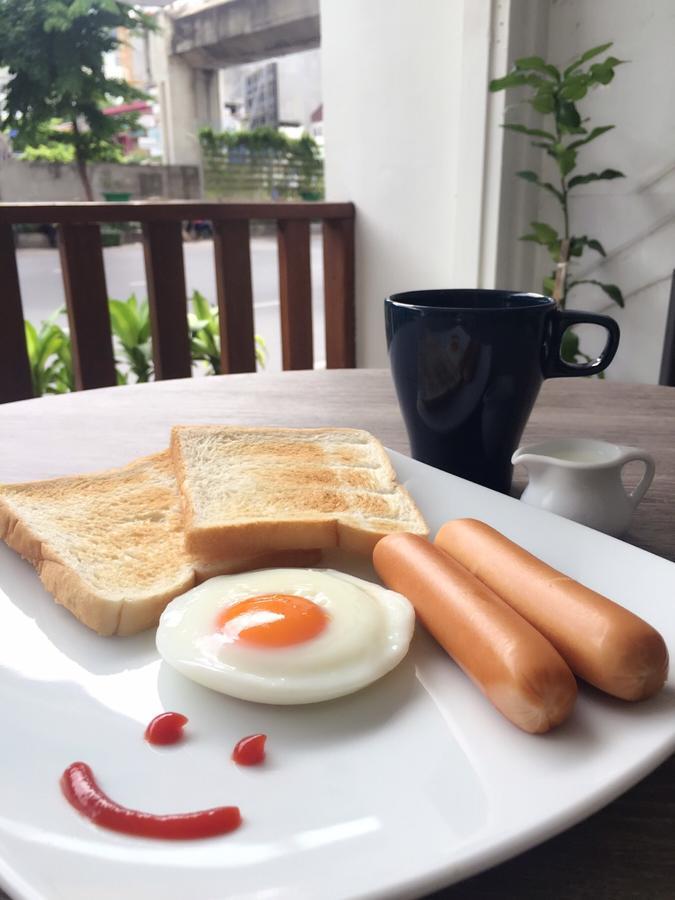 Yha Downtown @ Station S3 Albergue Bangkok