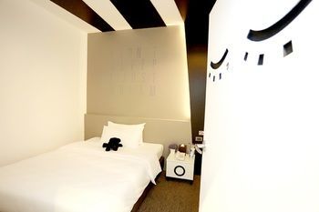 Hostel Sleep Box By Miracle -booked On Hourly Basis Bangkok