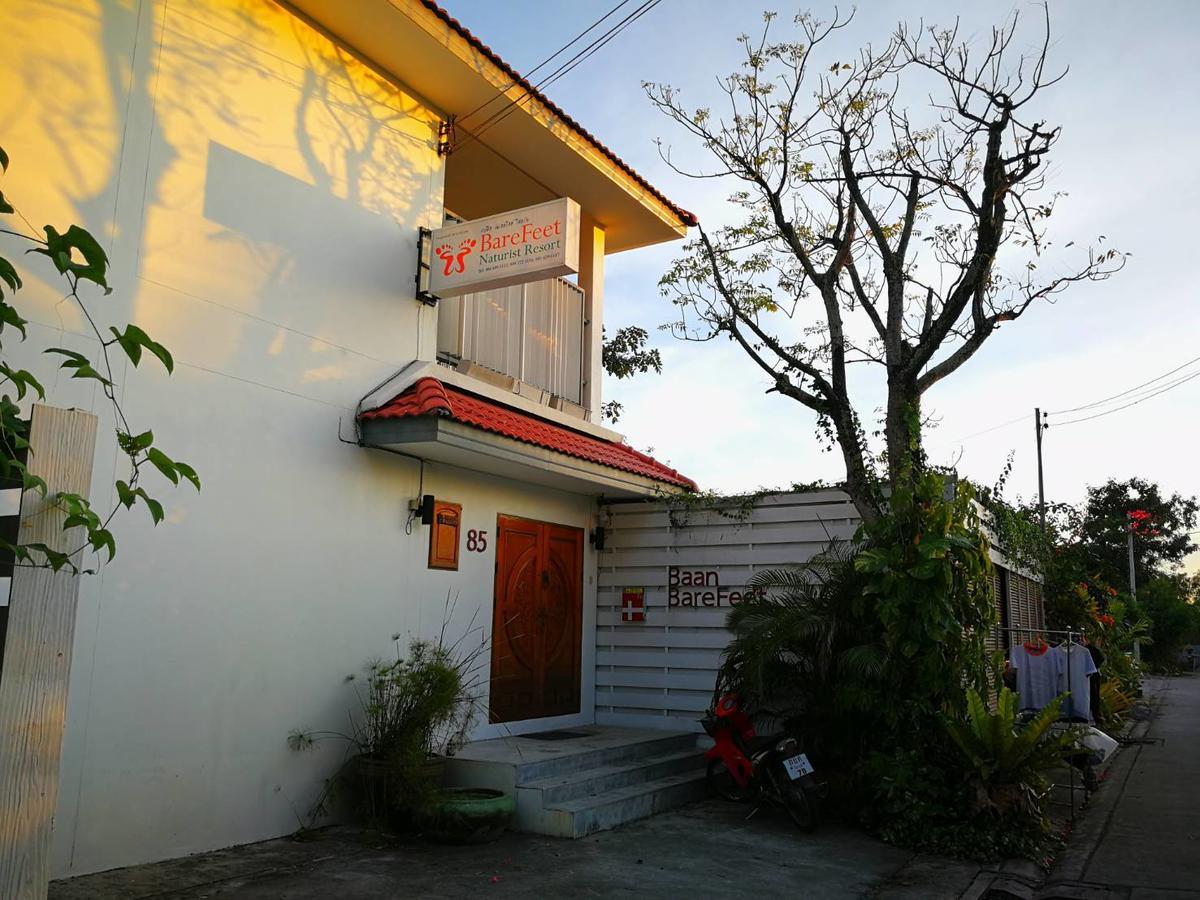 Barefeet Naturist (adults Only) Rumah tetamu Bangkok