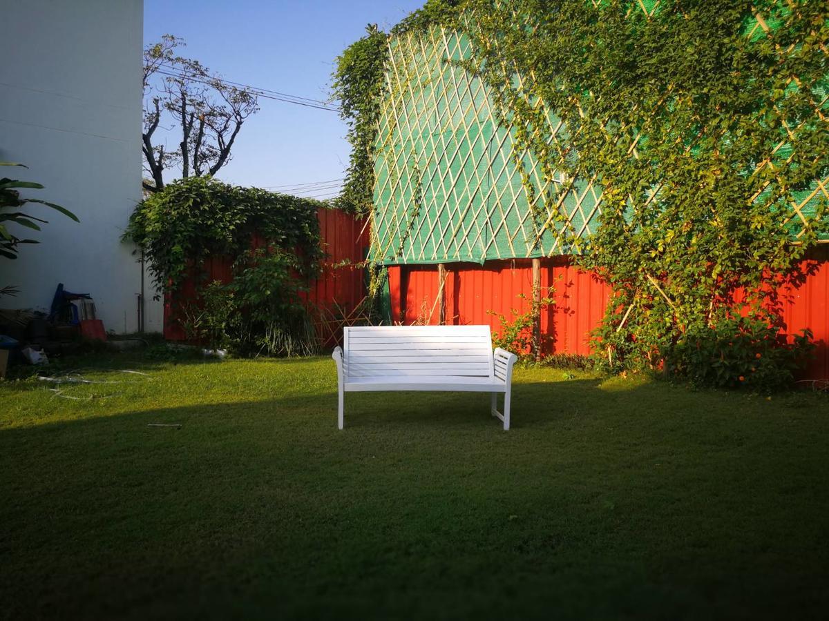 Barefeet Naturist (adults Only) Bangkok