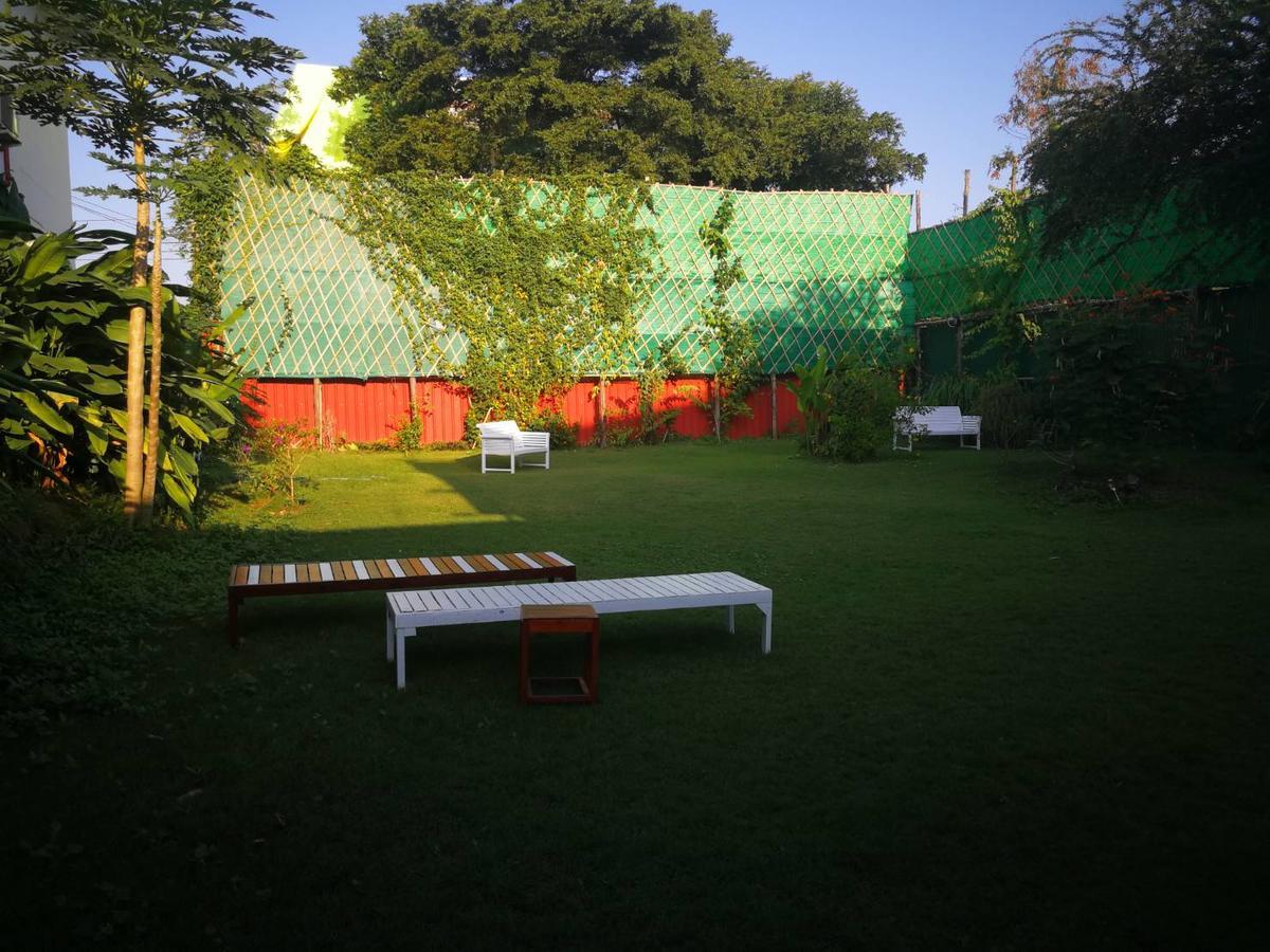 Rumah tetamu Barefeet Naturist (adults Only) 3*