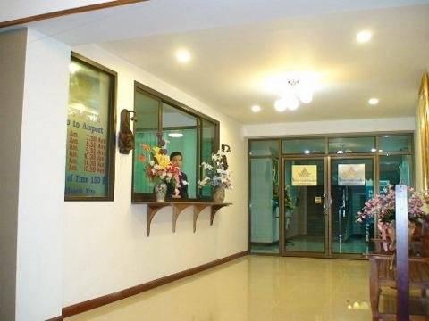 Hotel Silver Gold Garden, Suvarnabhumi Airport 3*