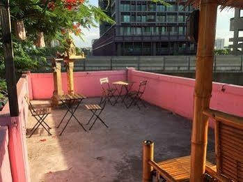 Pink Guest house Bangkok