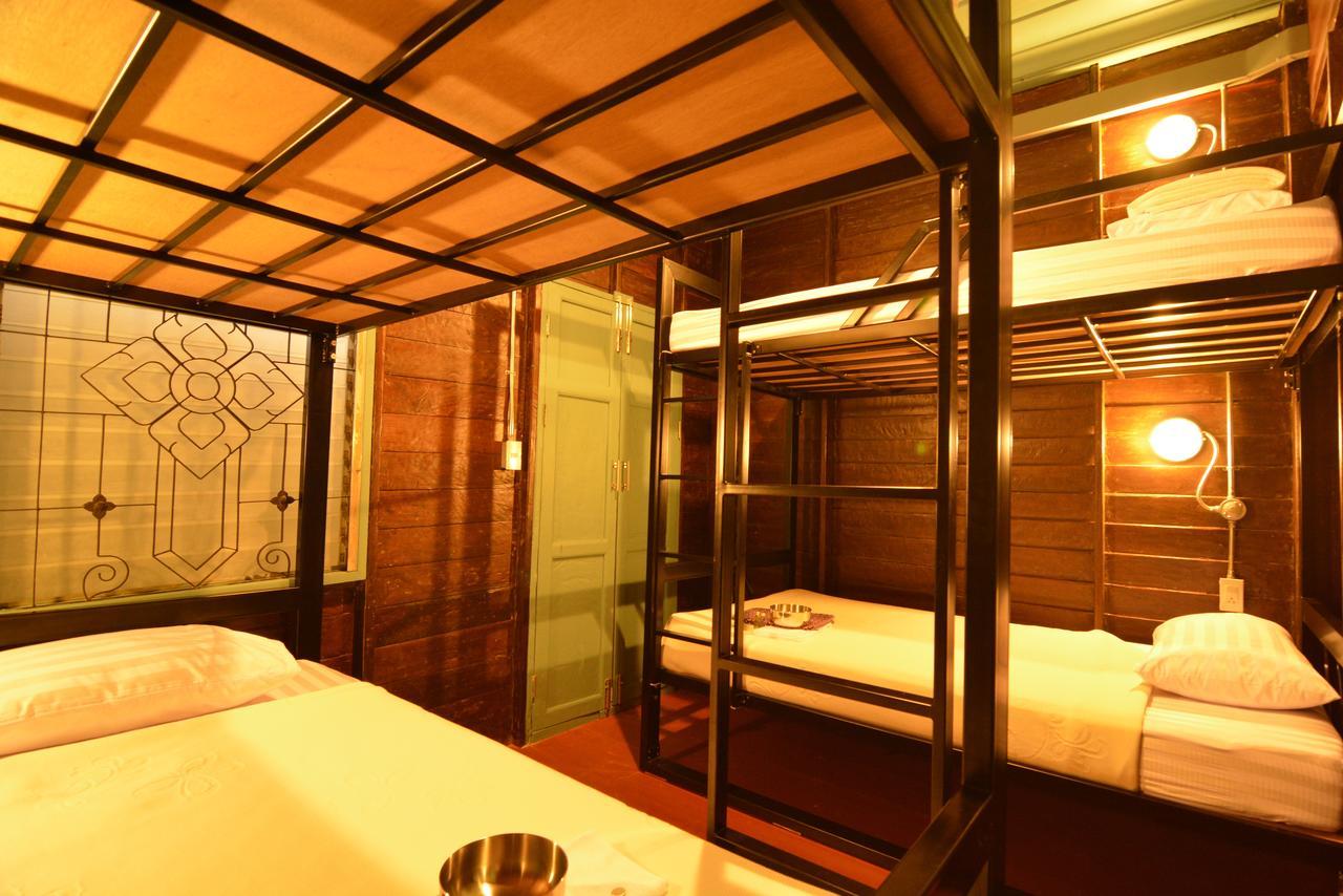 Hostel La Moon Bangkok