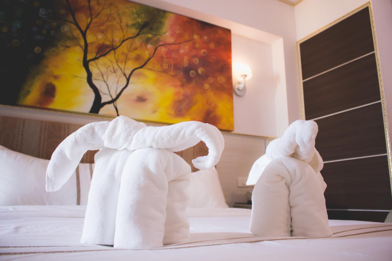 Maverick Ratchada Hotel