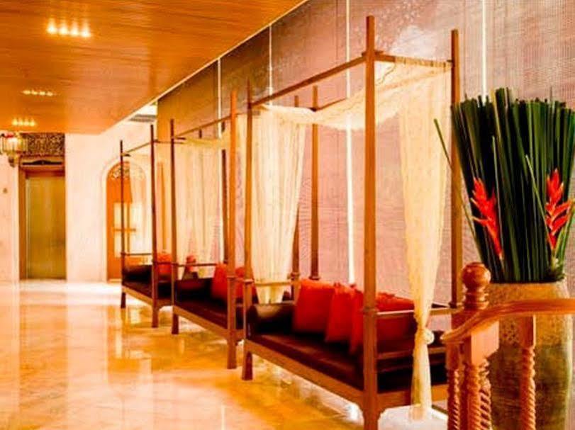 Hotel Jolly & 3*