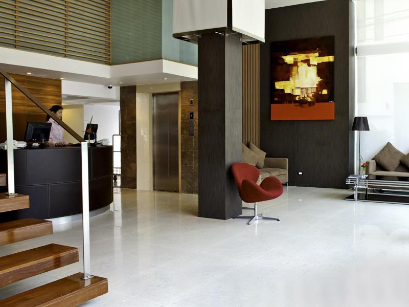 Sacha's Uno Sha Hotel 3*