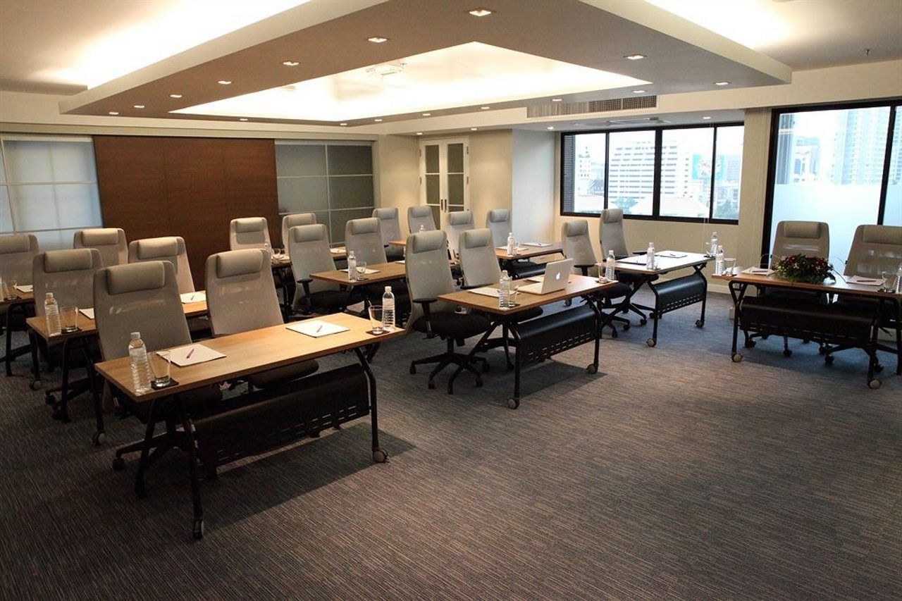 Hotel Phachara Sukhumvit Bangkok