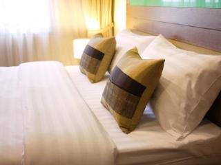 Triple 8 Hotel 3*