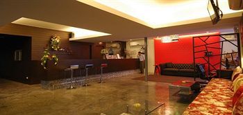 U Place Aparthotel 3*