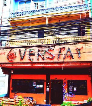 Hotel The Overstay