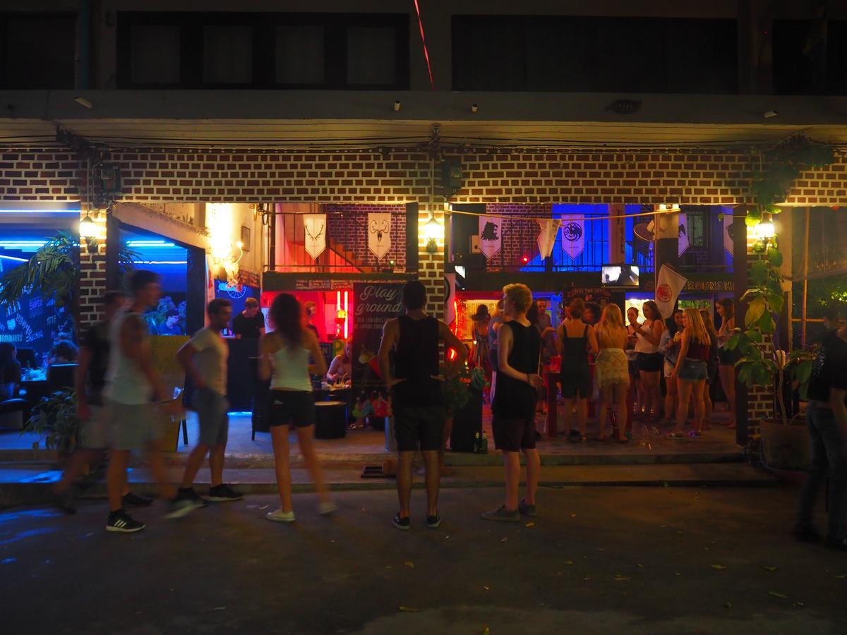 Hostel Playground