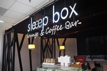Sleep Box By Miracle -booked On Hourly Basis Hostel