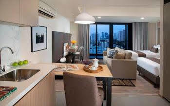 Somerset Ekamai Apartment *