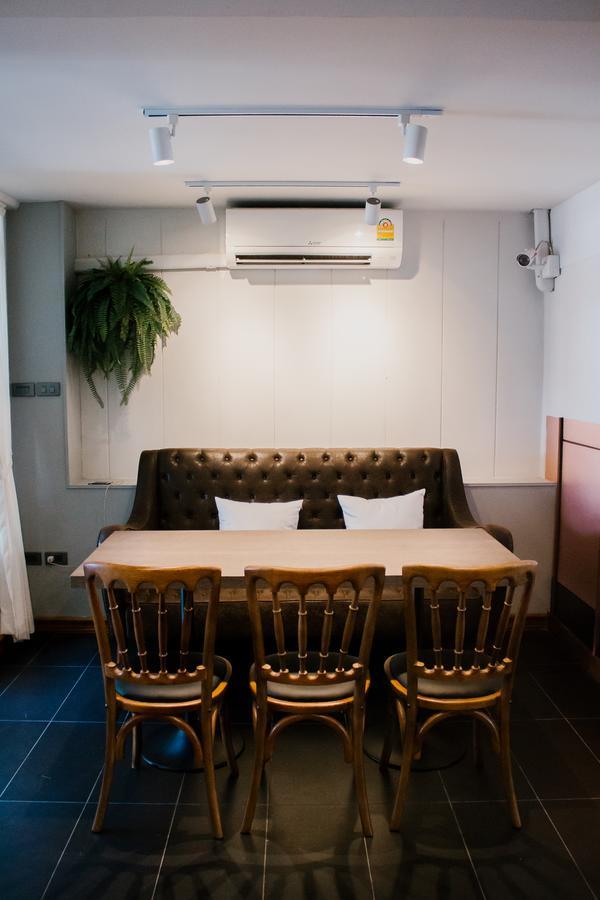 Albergue Weeping Willow Sukhumvit 26 *