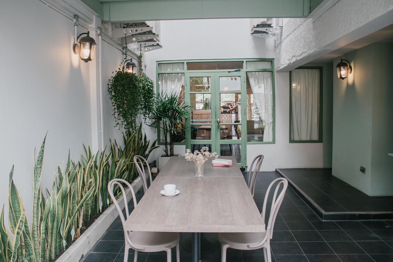 Weeping Willow Sukhumvit 26 * Bangkok