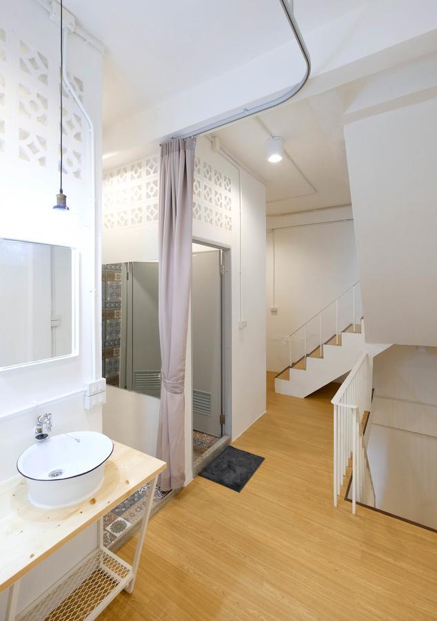 Simple To Sleep Hostel