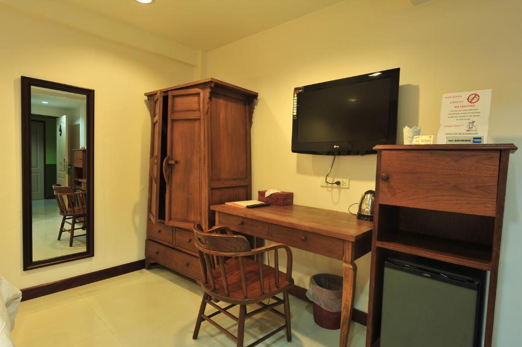 Lullaby Silom Hotel 2*