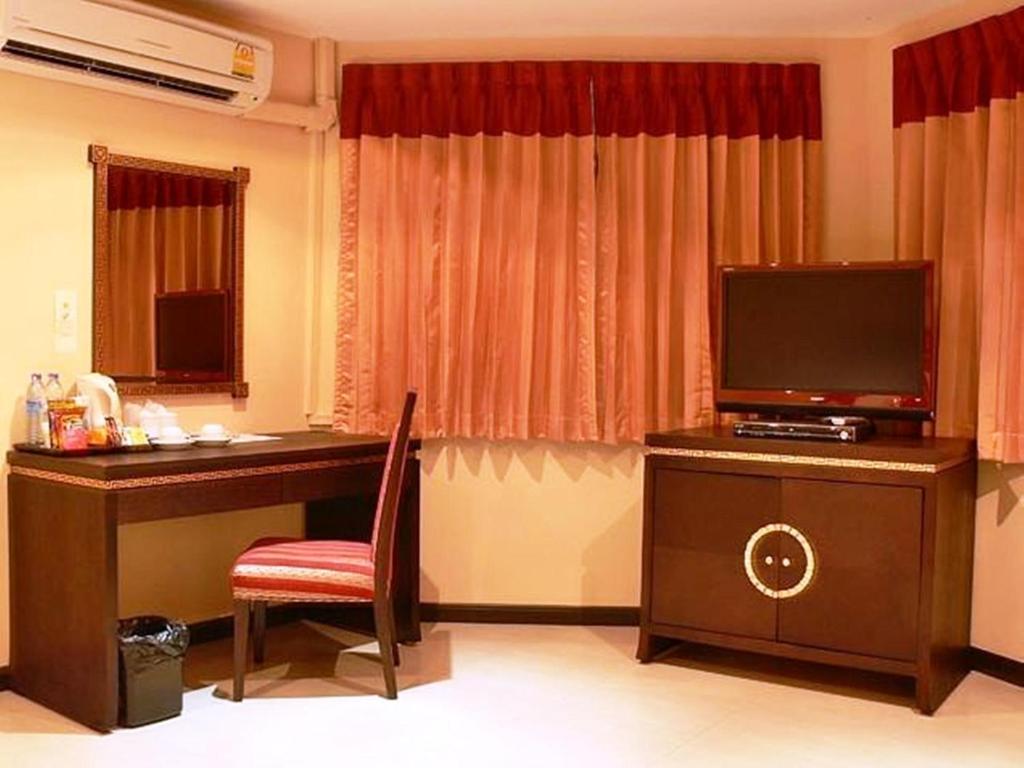 Grand Lucky Hotel 3*