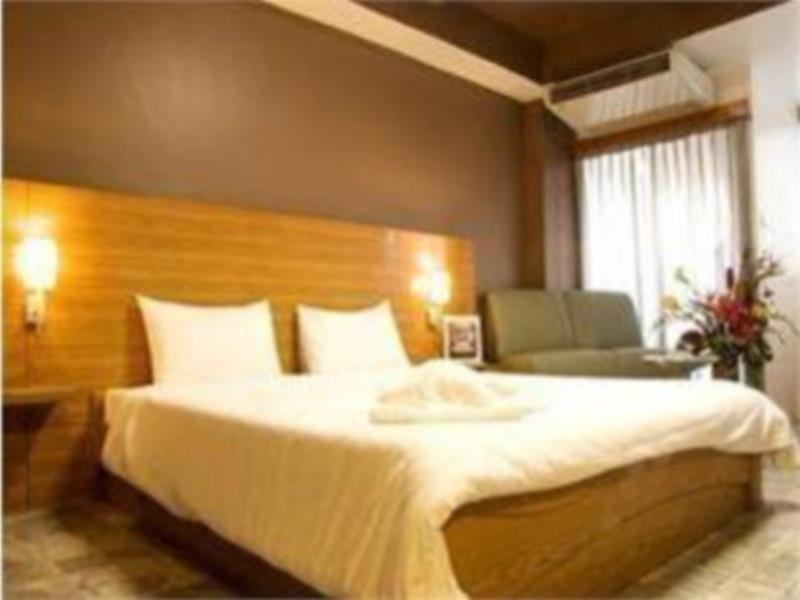 Jolly & Hotel 3*