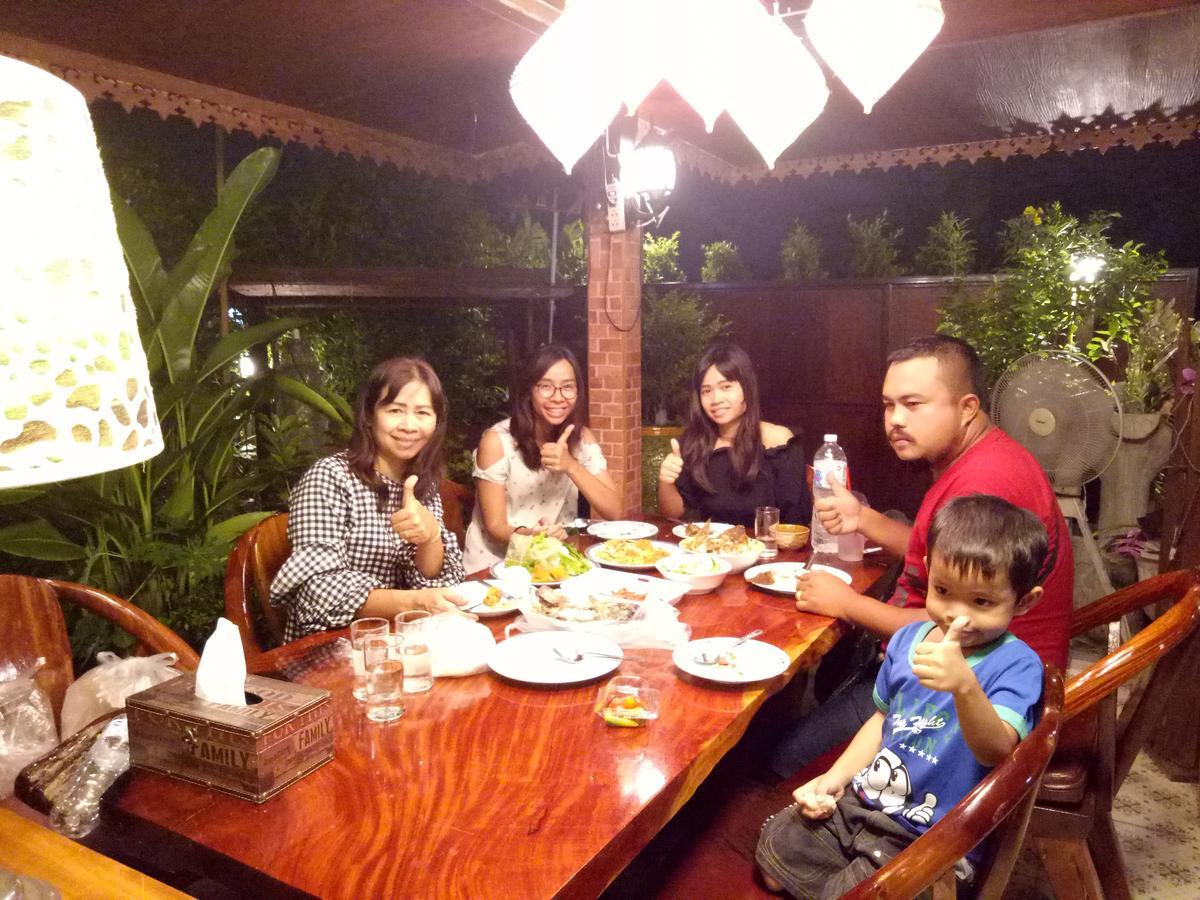 Wisma tamu Ruenthip 3*