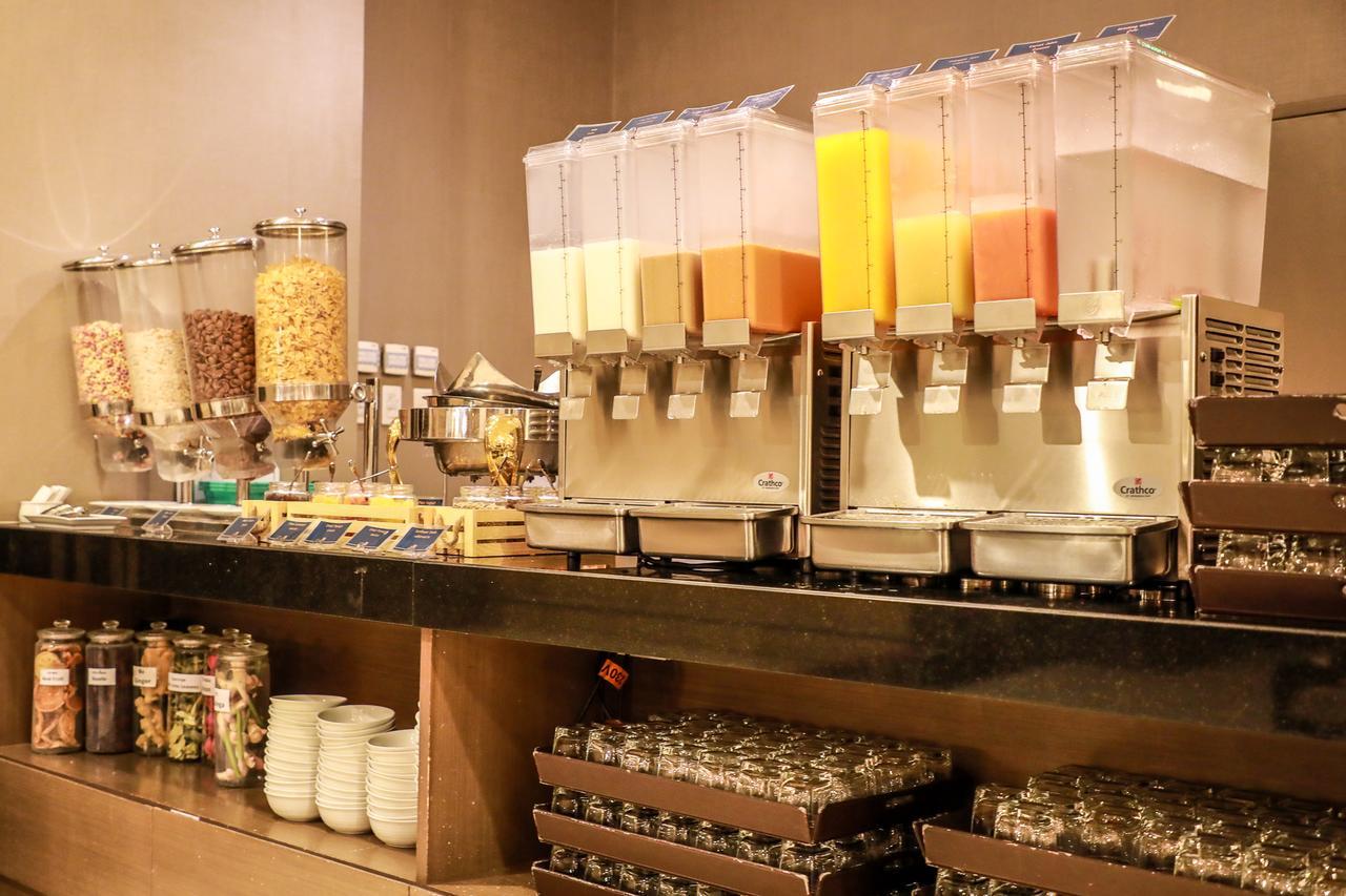 Mandarin Managed By Centre Point Hotel 4*