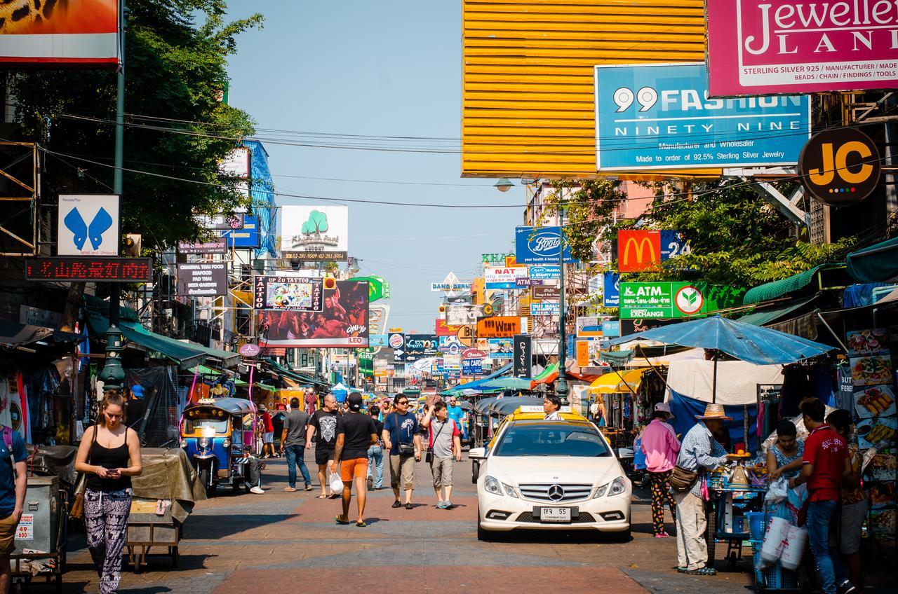 Suneta Khaosan Hostel *