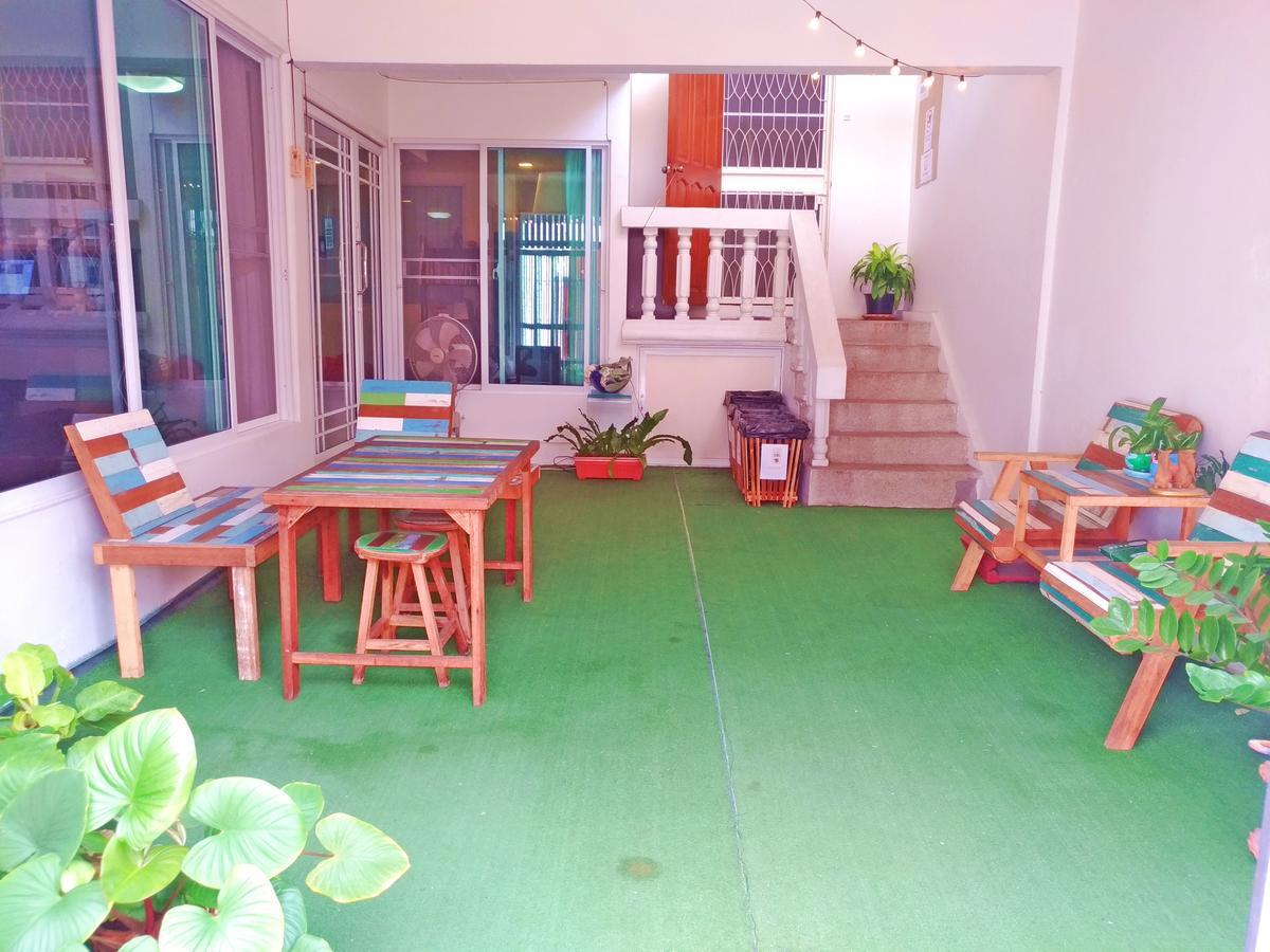 Baan Paan Sook Unitato Hostel