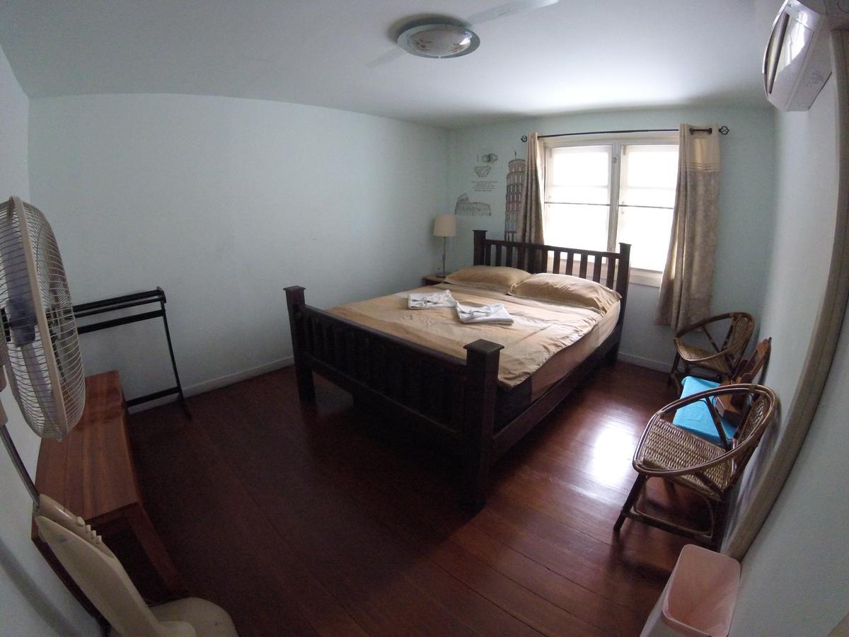 Hostel The Oasis (adults Only)