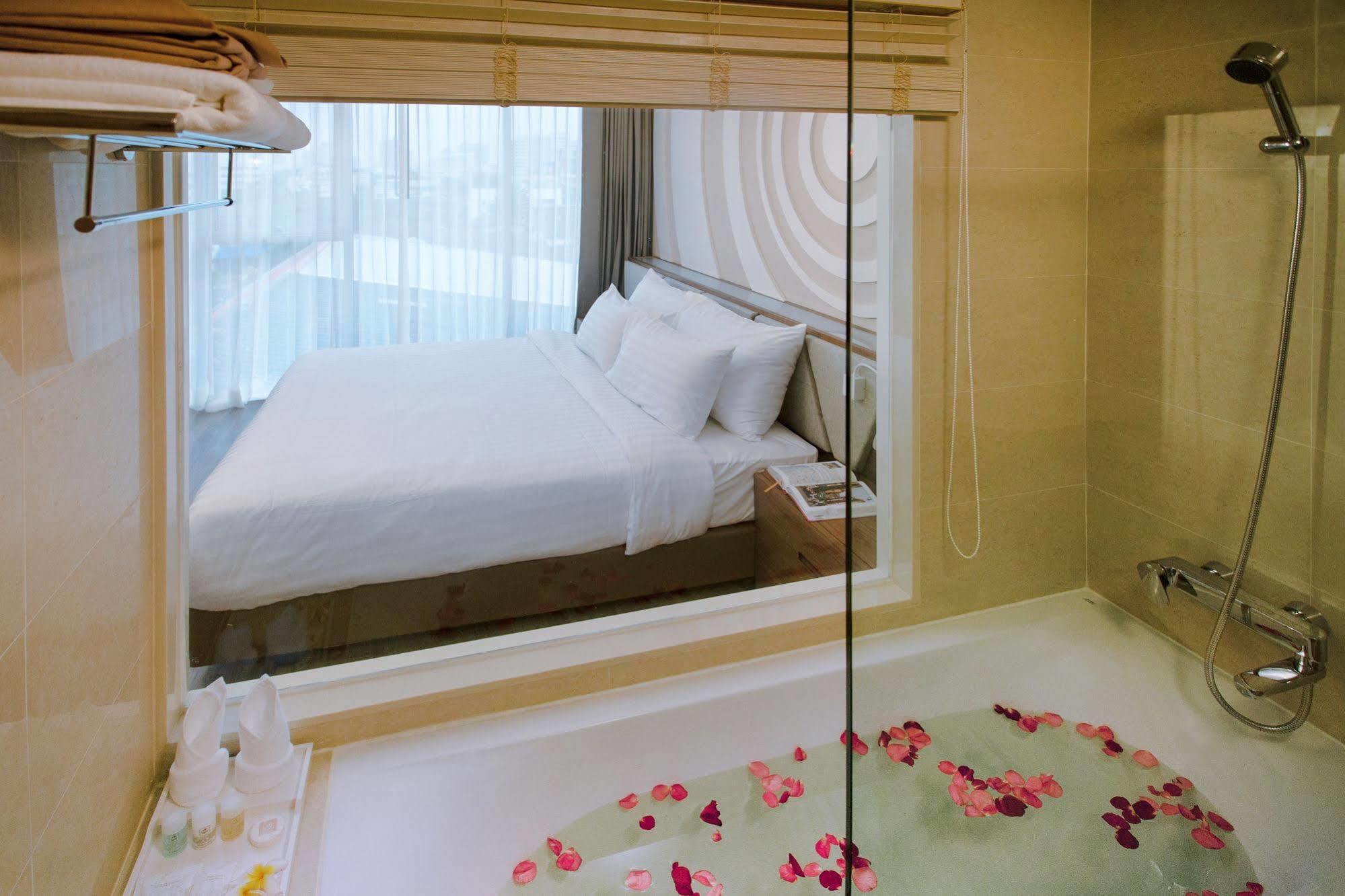Olive Aparthotel 3*